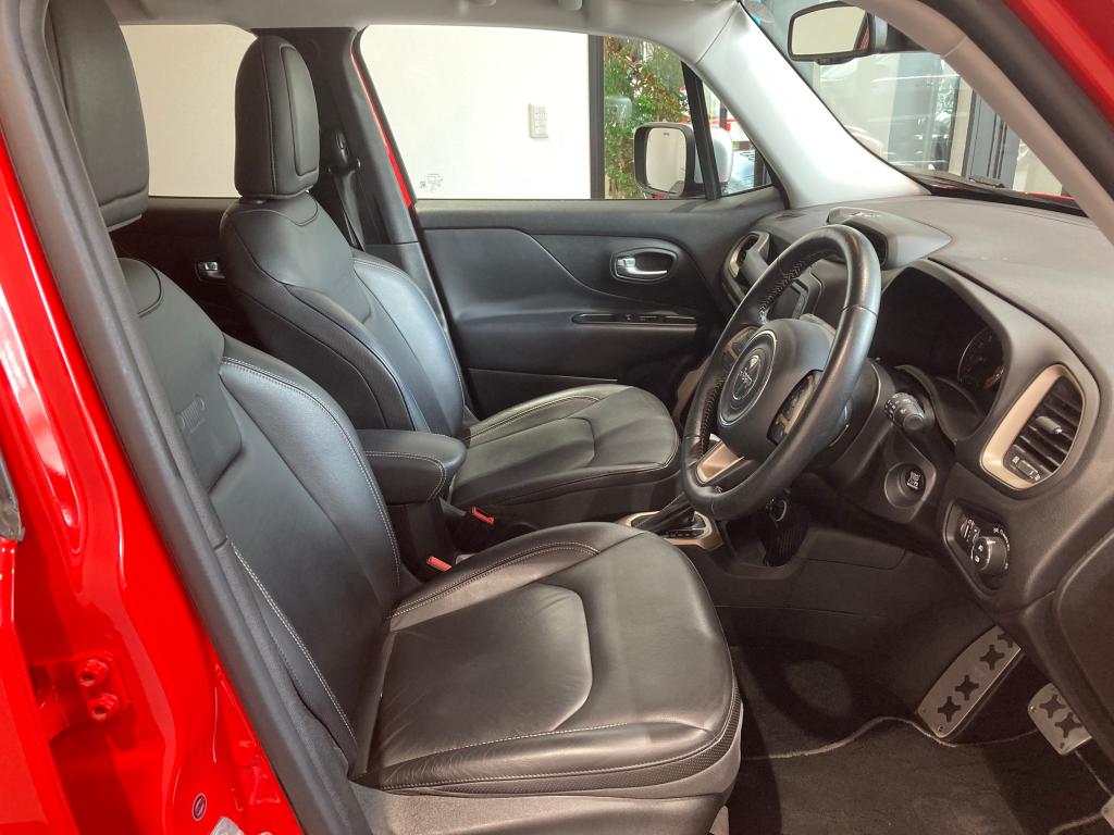 ジープ武蔵野 認定中古車 Jeep Official Dealer Site